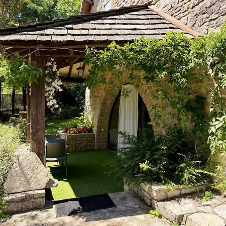 La Voute - Netflix Wifi - Cheminée&jardin - En Lozère Сasa de vacaciones *